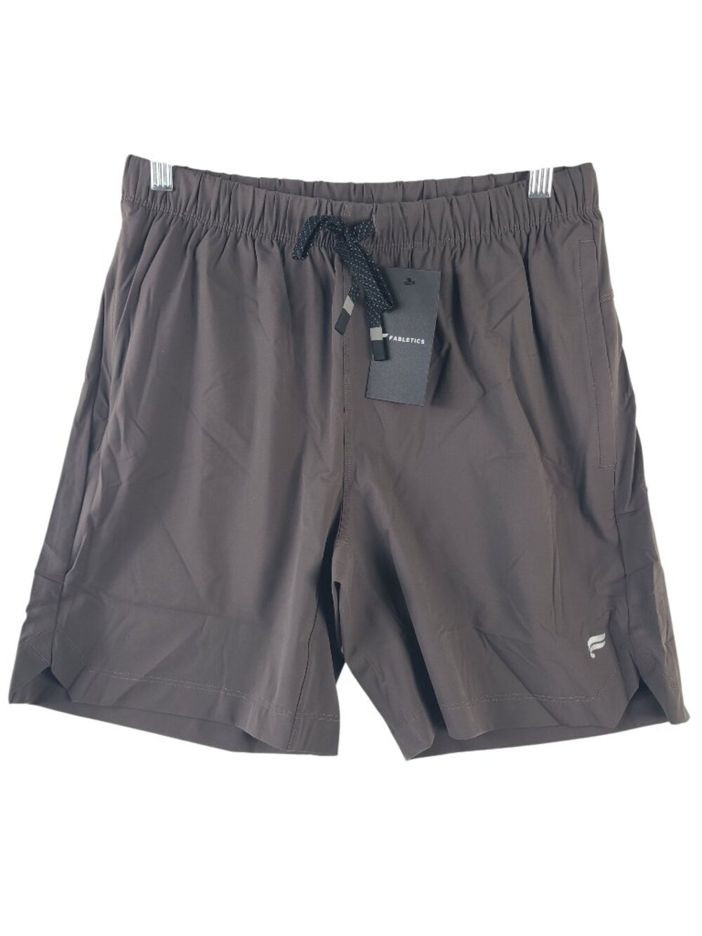 NEW Fabletics Mens 7" One Short With Pockets Taupe Slate Size M